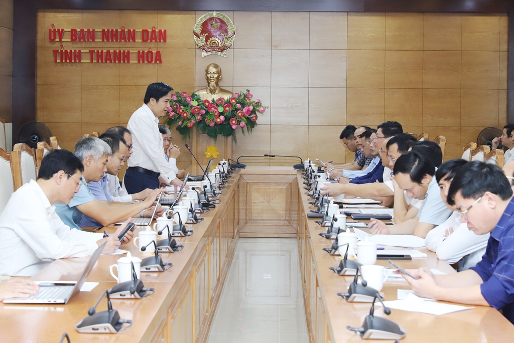 Đại diện Tổng công ty Truyền tải điện Quốc gia làm việc với UBND tỉnh Thanh Hóa về công tác tổ chức triển khai thực hiện dự án Đường dây 500kV NMNĐ Nam Định I - Thanh Hóa