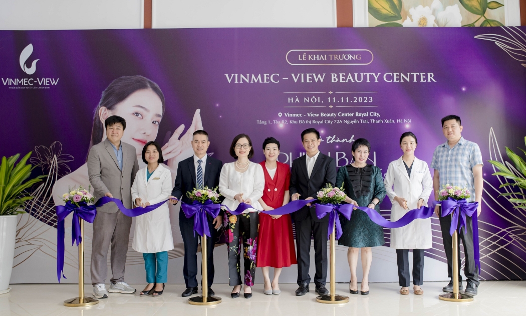 Phòng khám Thẩm mỹ Vinmec-View Beauty Center tại khu đô thị Royal City chính thức khai trương vào ngày 11/11/2023.