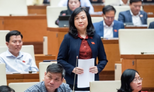 Bộ trưởng Y tế nói gì về đề xuất bỏ giấy chuyển viện?