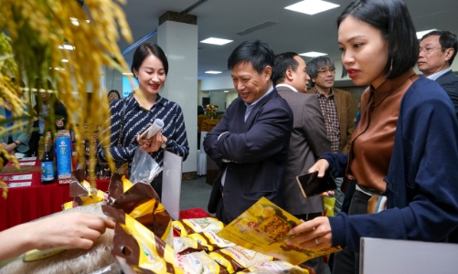 Đẩy mạnh kết nối tiêu thụ sản phẩm miền núi, vùng sâu, vùng xa và hải đảo