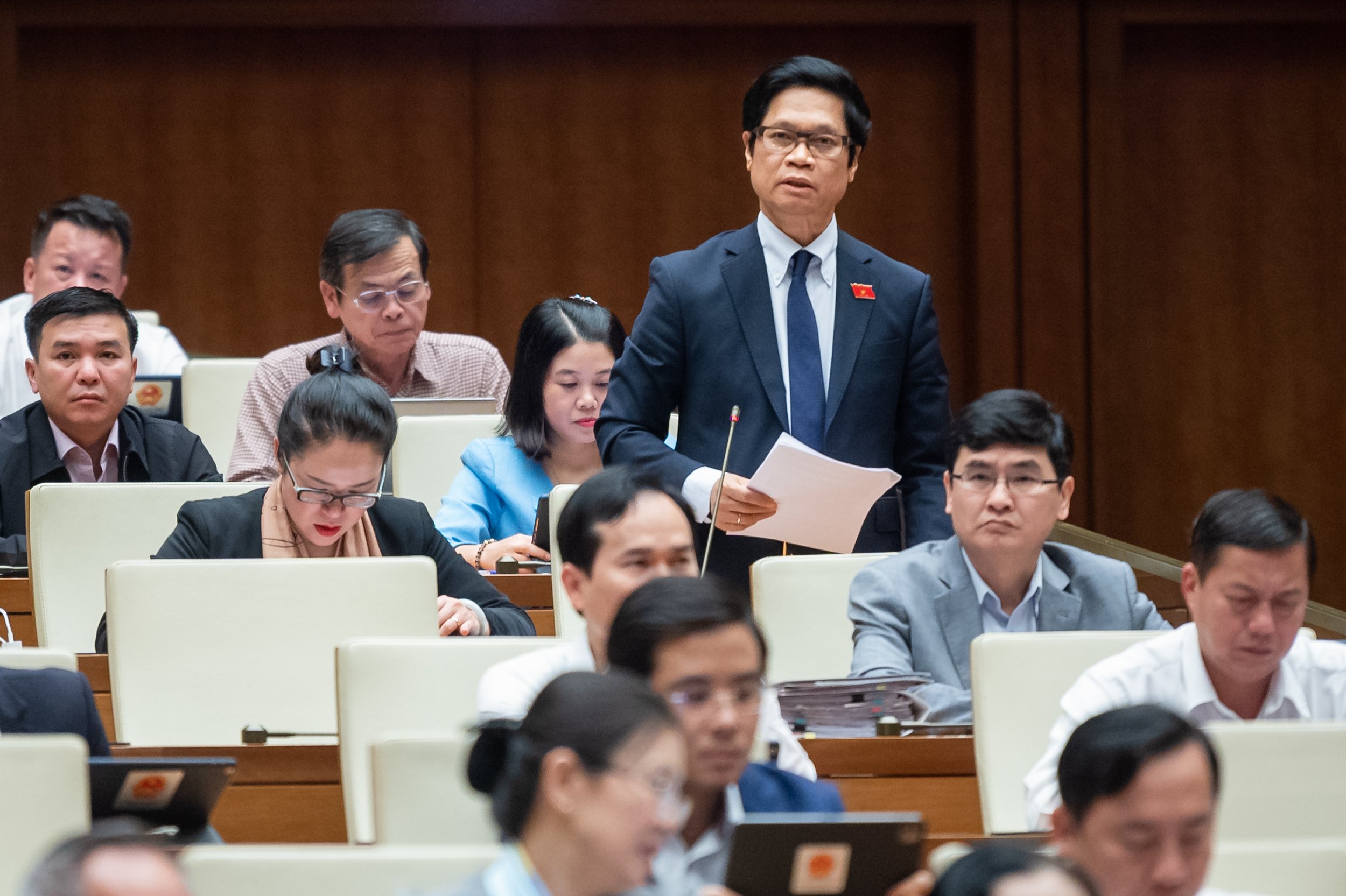 Đại biểu Vũ Tiến Lộc: Cần ban hành chính sách để khuyến khích hỗ trợ đầu tư mới