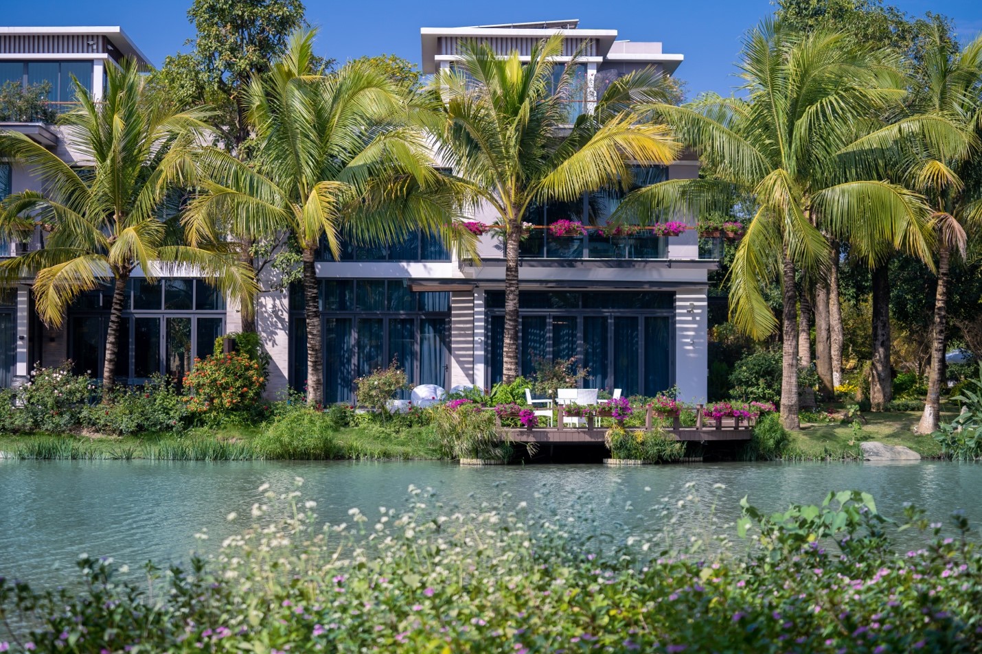 Biệt thự đảo Ecopark.