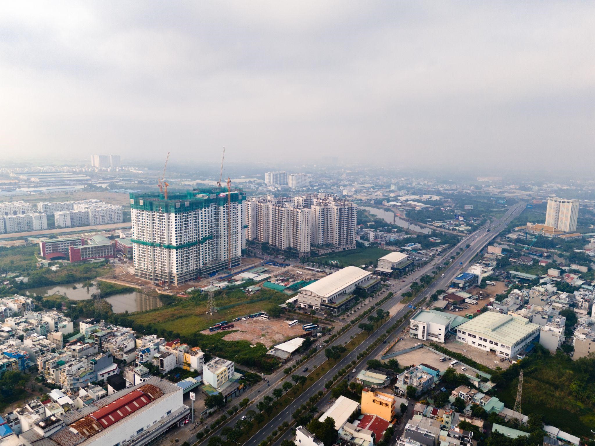 Akari City ghi điểm bởi lợi thế vị trí trên đại lộ Võ Văn Kiệt.
