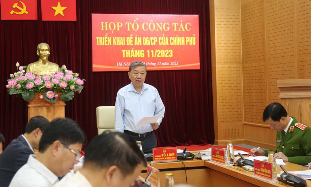 Cuộc họp Tổ công tác triển khai Đề án 06 tháng 11/2023 chiều 20/11. Ảnh: Bộ Công an.