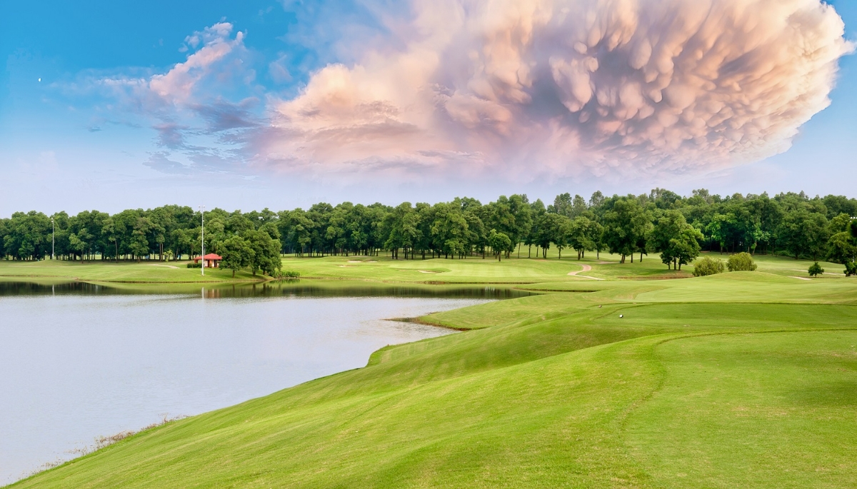 Cảnh quan thiên nhiên tại tổ hợp Kings Island Golf Resort.