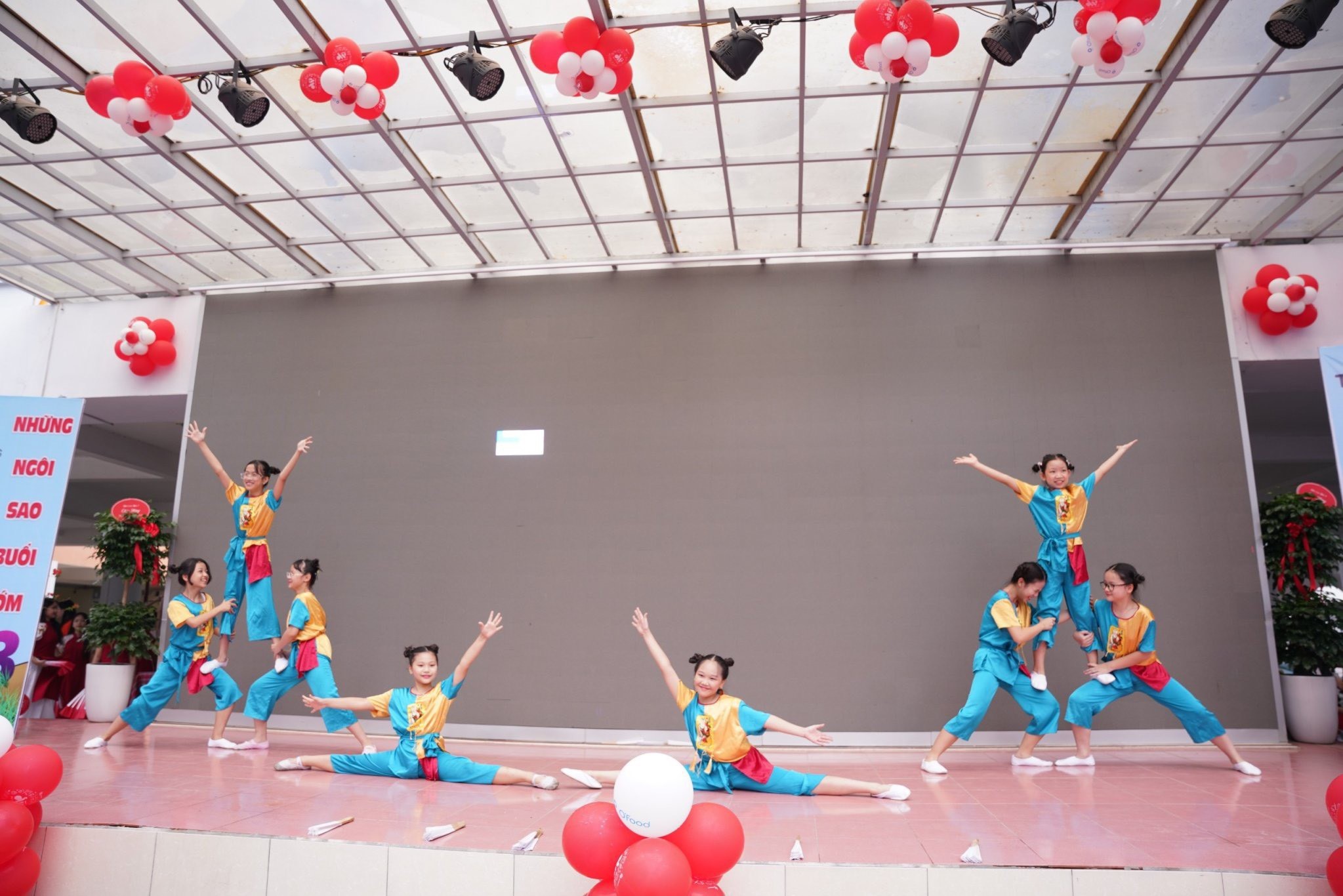 Một tiết mục dự thi chương trình được dàn dựng công phu tại Hà Nội.