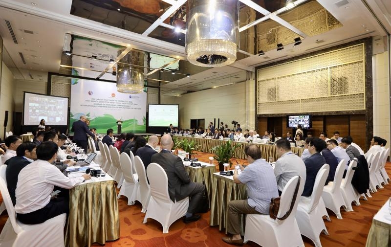 Vietnam in need of $368bln to build climate-resilient, carbonless economy