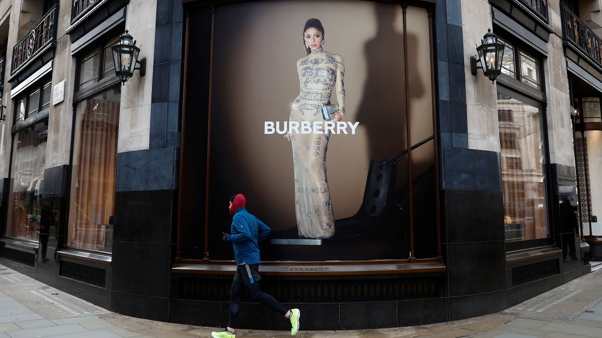 Trang web burberry outlet o viet nam