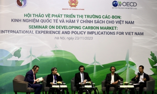 Hướng tới phát triển nền kinh tế carbon thấp