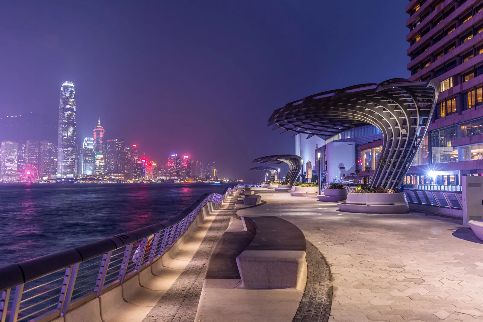 Đại lộ Ng&ocirc;i sao, nơi sắp diễn ra show diễn của&nbsp;Louis Vuitton v&agrave; Pharrell Williams.