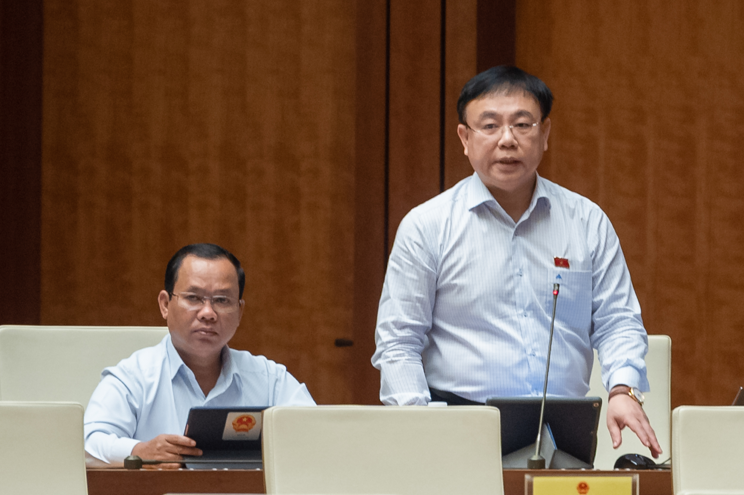 Đại biểu Nguyễn C&ocirc;ng Long, đo&agrave;n Đồng Nai. Ảnh - Quochoi.vn.