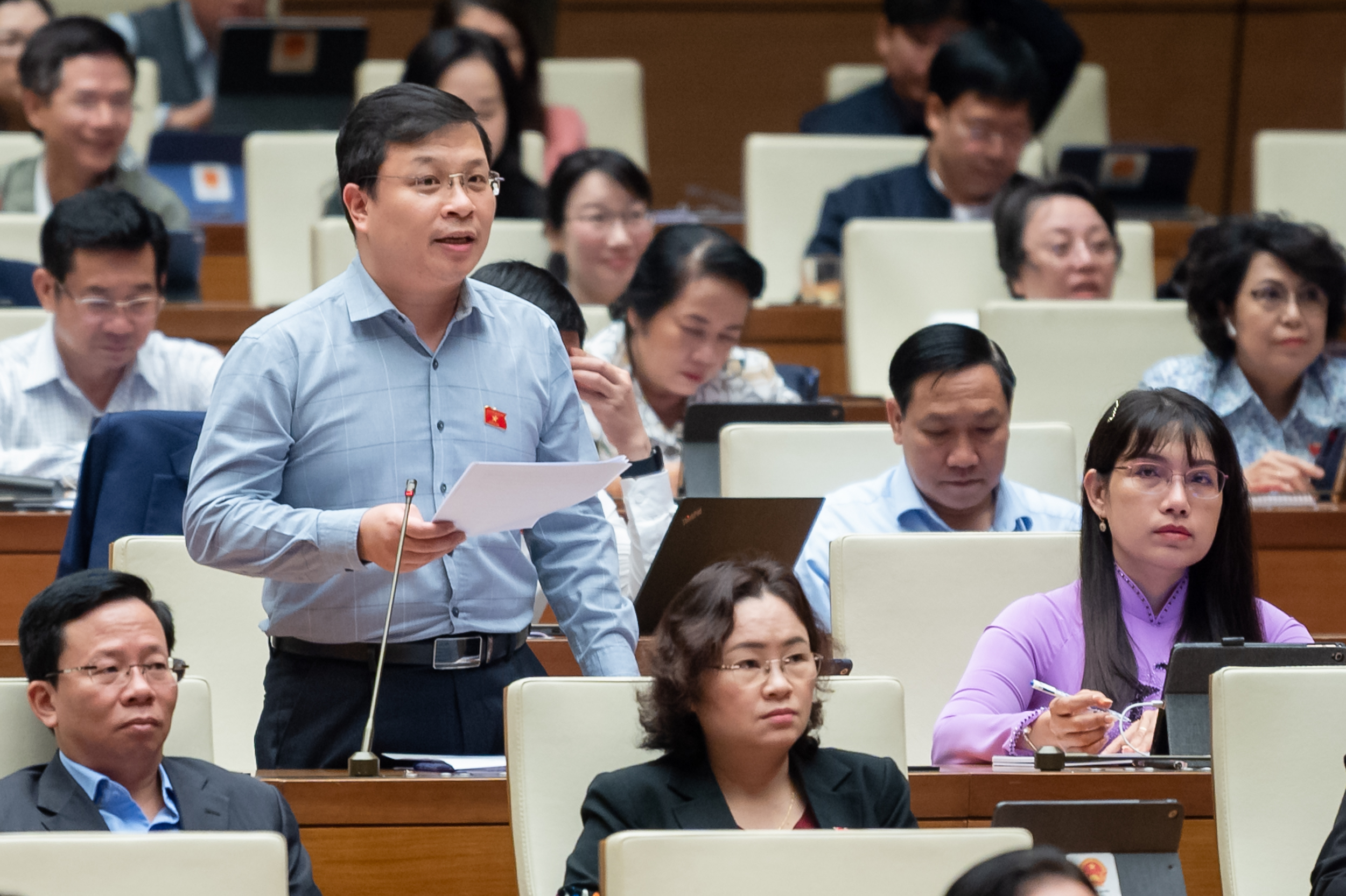 Đại biểu Nguyễn Danh T&uacute;, đo&agrave;n Ki&ecirc;n Giang. Ảnh - Quochoi.vn.