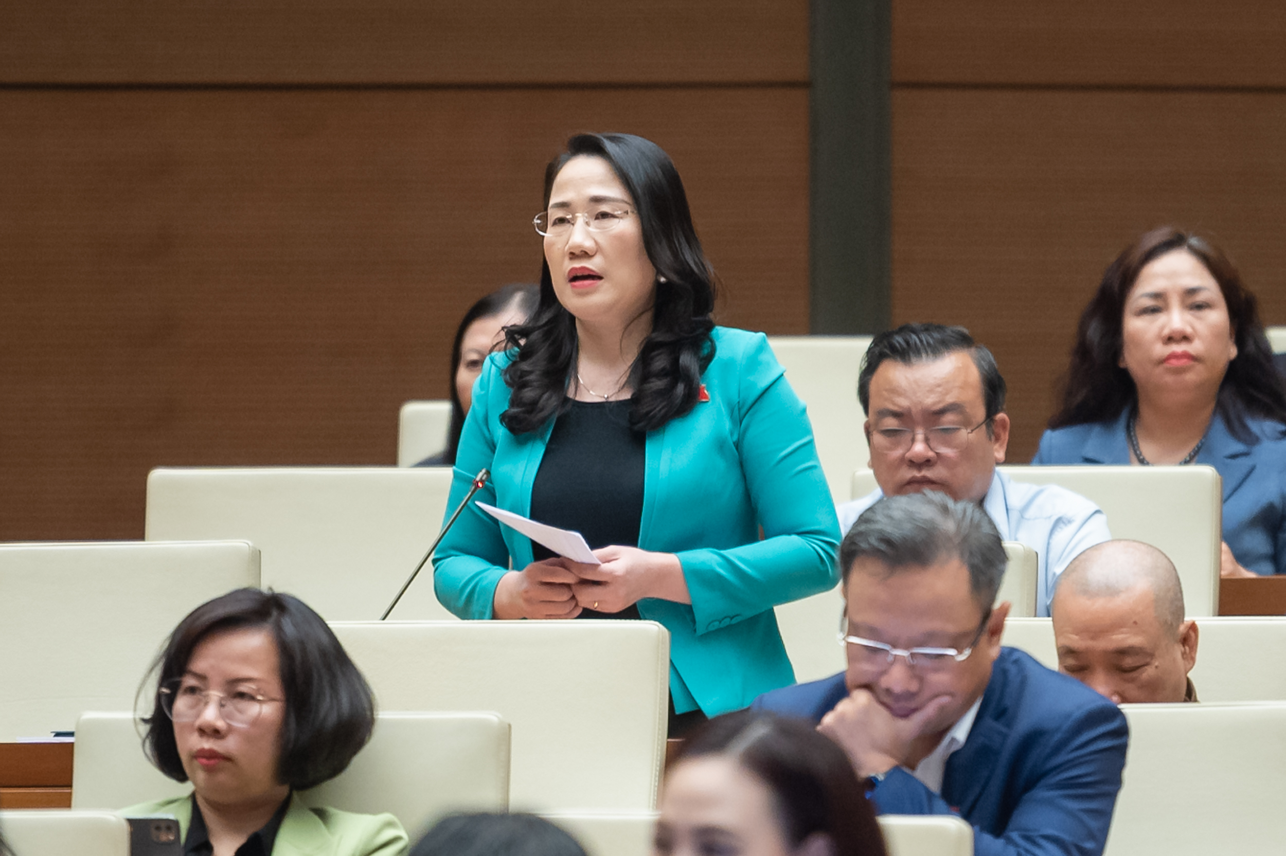 Đại biểu Nguyễn Thị Thủy, Đo&agrave;n Bắc Kạn. Ảnh - Quochoi.vn.