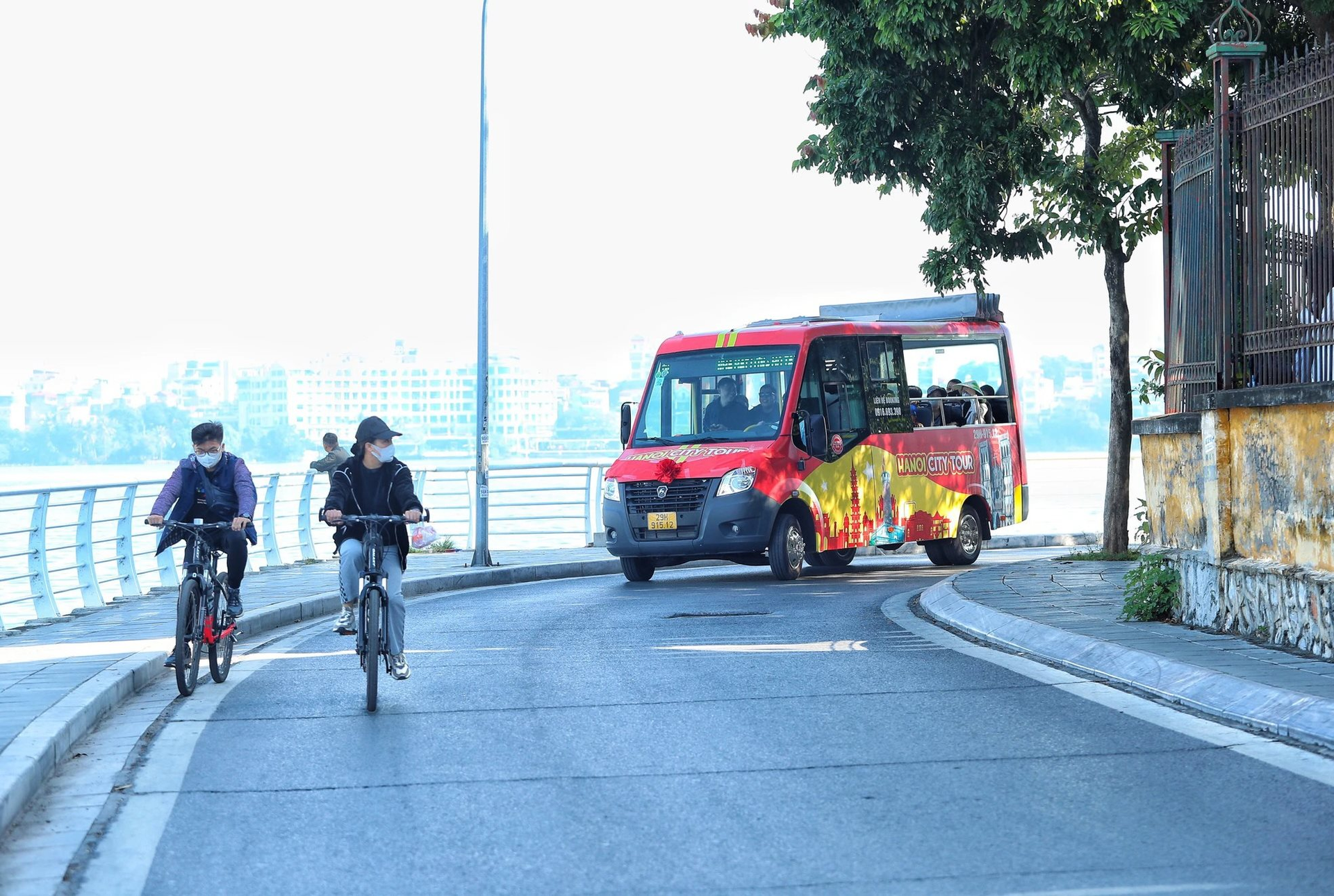 Từ ngày 18/11 vừa qua, tuyến City Tour 03 của Hà Nội với tên gọi 