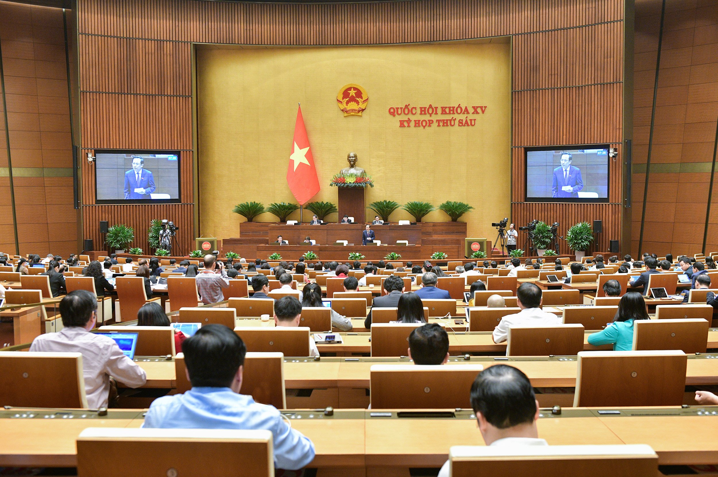 Toàn cảnh phiên thảo luận. Ảnh - Quochoi.vn.