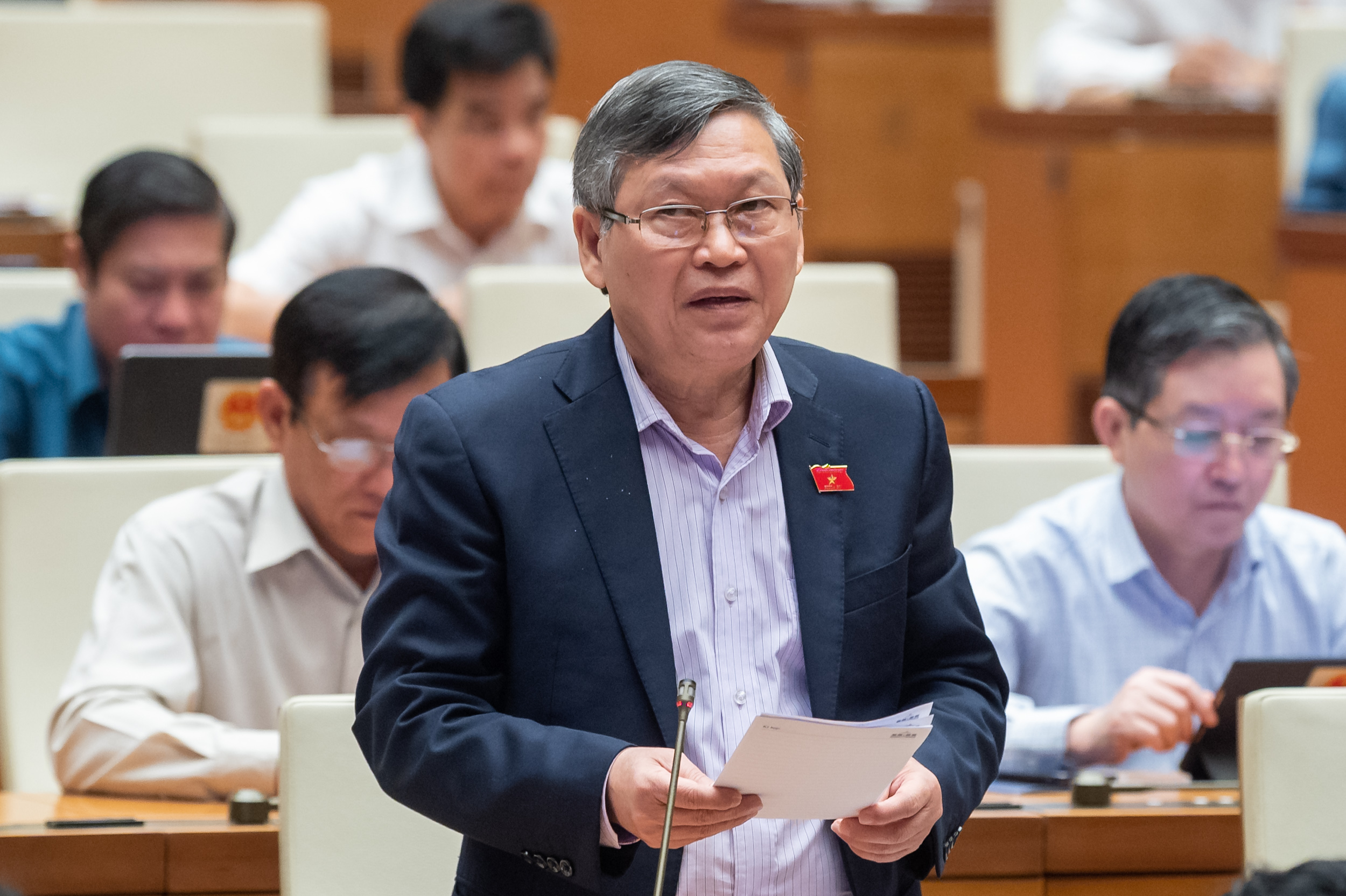 Đại biểu T&ocirc; Văn T&aacute;m, đo&agrave;n Đại biểu Quốc hội tỉnh Kon Tum. Ảnh: Quochoi.vn.