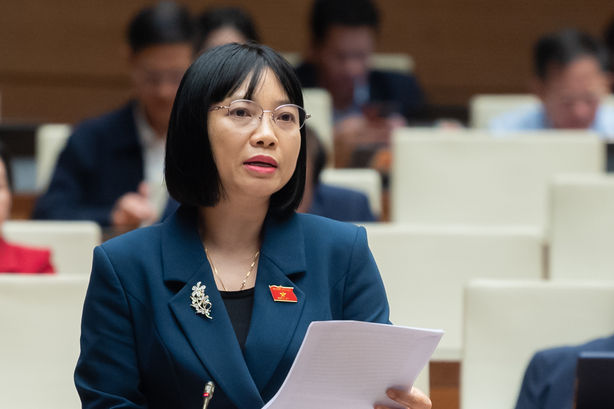 Đại biểu Nguyễn Thị Việt Nga, đo&agrave;n Đại biểu Quốc hội tỉnh Hải Dương. Ảnh: Quochoi.vn.