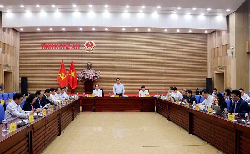 Quang cảnh phiên họp