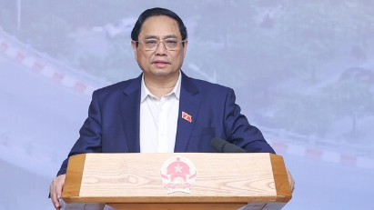 PM calls for acceleration of key national transport projects