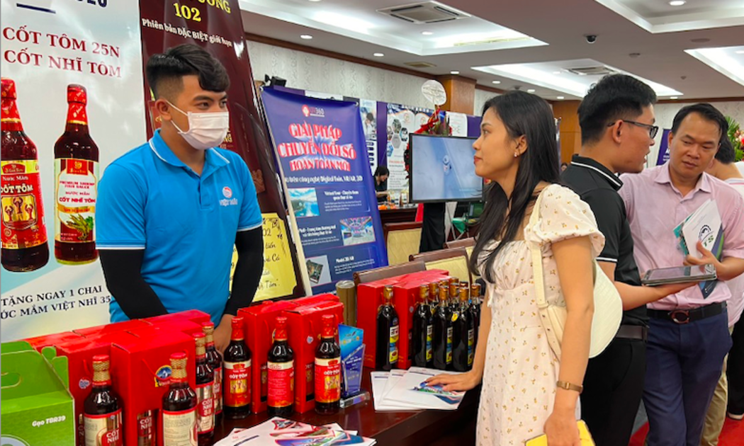 Doanh nghiệp khoa học và công nghệ trưng bày sản phẩm trong khuôn khổ chuỗi hoạt động “Khởi nghiệp đổi mới sáng tạo quốc gia TECHFEST VIETNAM 2023 - TECHFEST - WHISE 2023”.