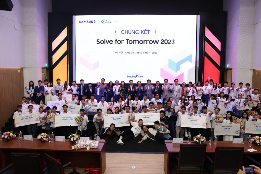Vòng Chung kết và Lễ trao giải Solve for Tomorrow năm thứ 5 .