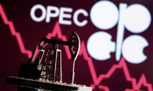 Giá xăng ở Mỹ giảm sâu giữa lúc OPEC+ bất đồng về sản lượng