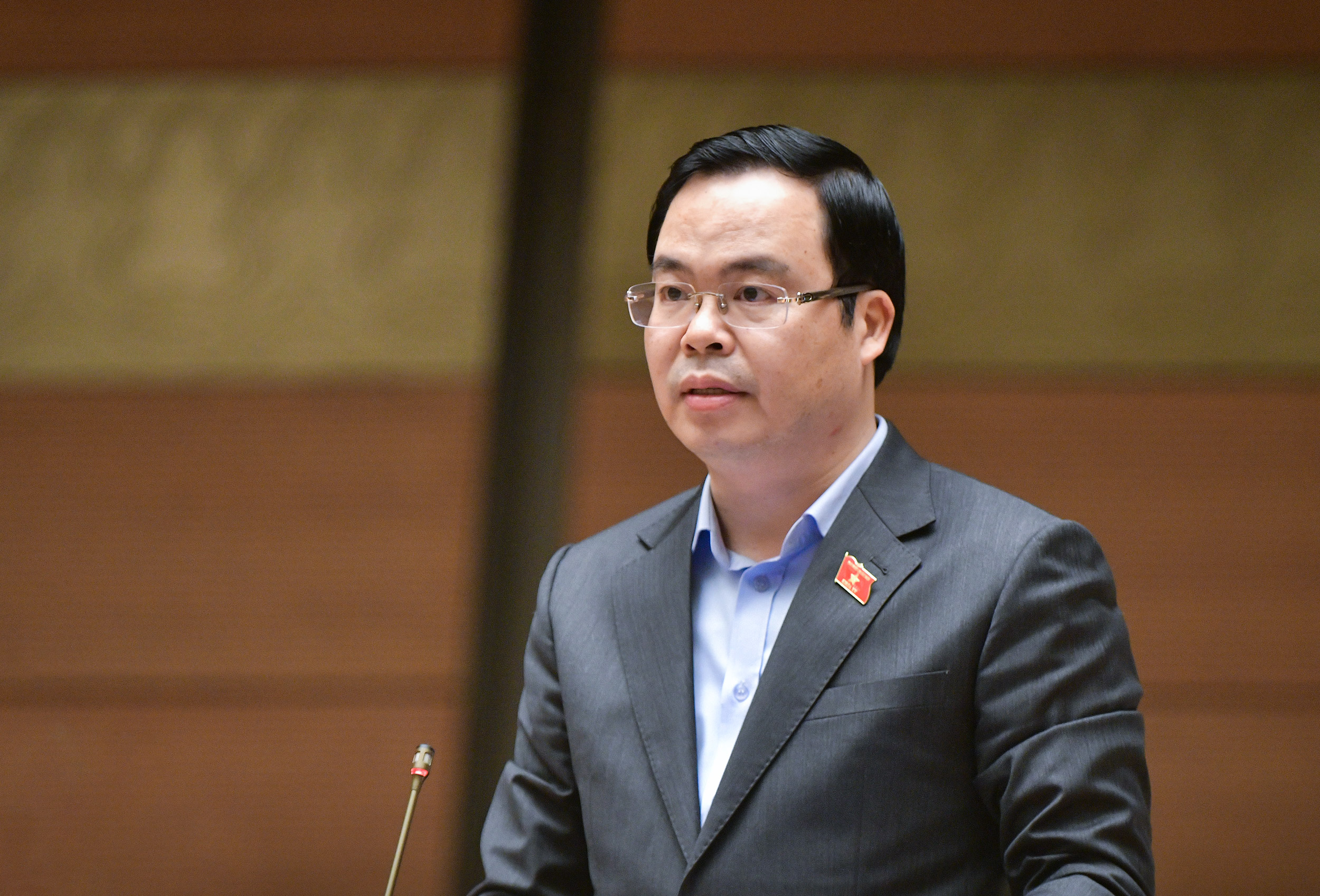 Đại biểu Trần Văn Khải, đoàn Hà Nam (Ảnh:quochoi.vn).