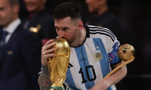 Sức hút của 8 quả bóng vàng sẽ tạo nên kỷ lục đấu giá mới?