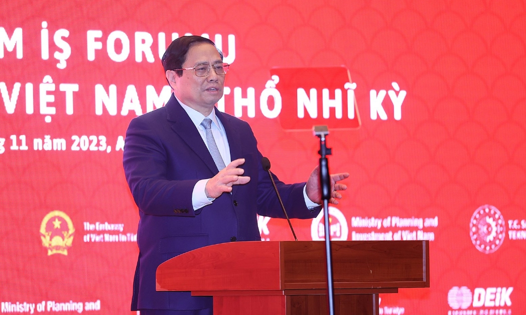 Thủ tướng Phạm Minh Chính giới thiệu về tiềm năng kinh doanh và đầu tư tại Việt Nam với các doanh nghiệp Thổ Nhĩ Kỳ.
