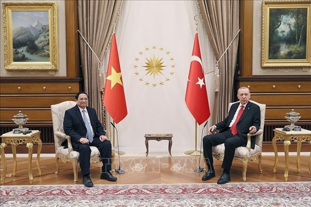 PM meets with Turkish President in Ankara