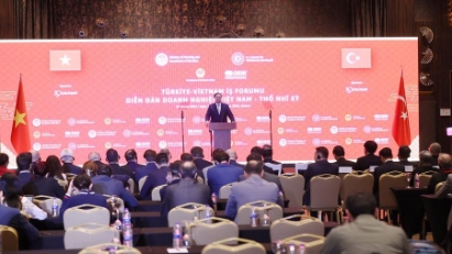 PM promises favorable conditions for high-tech enterprises