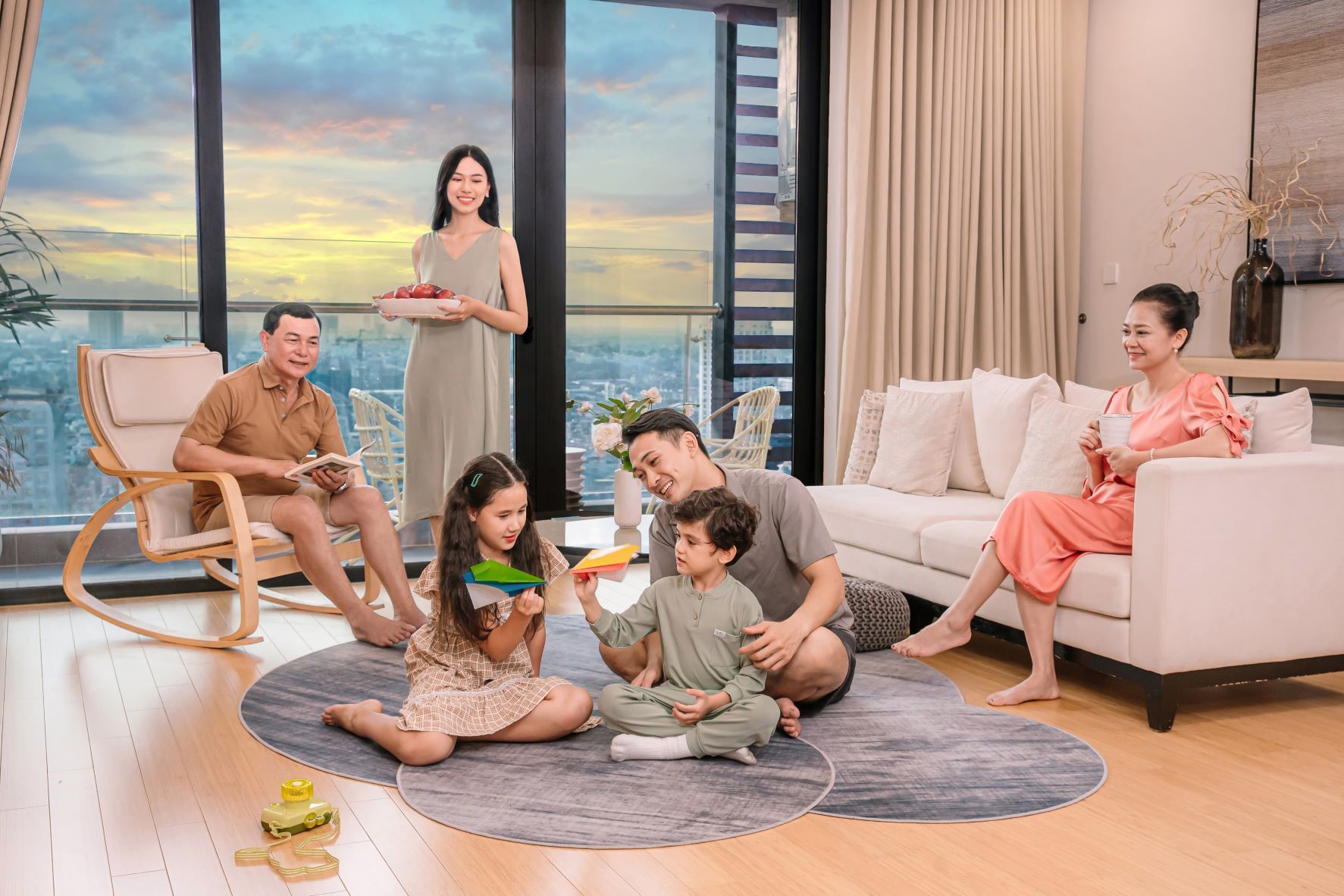 Gia đình đa thế hệ cần một không gian sống rộng rãi, vừa riêng tư vừa hòa hợp.