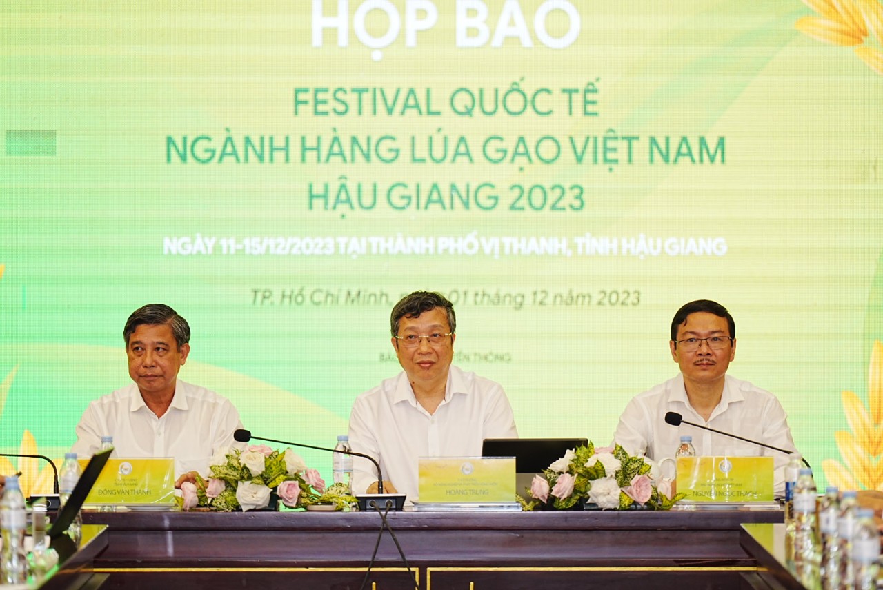 Bộ NN&PTNT tổ chức họp báo về festival quốc tế ngành lúa gạo lần thứ I tại Hậu Giang, sẽ diễn ra từ ngày 11 - 14/12/2023.