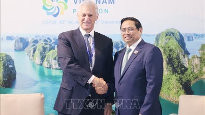 Prime Minister & Standard Chartered Chief Executive co-chair fundraiser