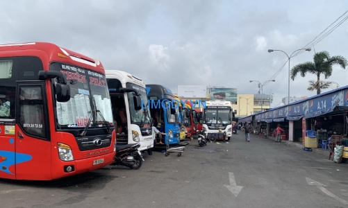 Đề xuất xe hợp đồng phải vào bến đón, trả khách