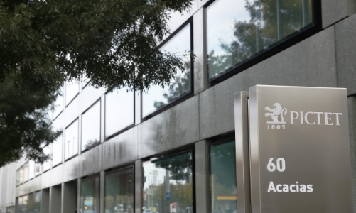 Ngân hàng Thuỵ Sỹ bị phạt nặng vì giúp khách hàng Mỹ trốn thuế