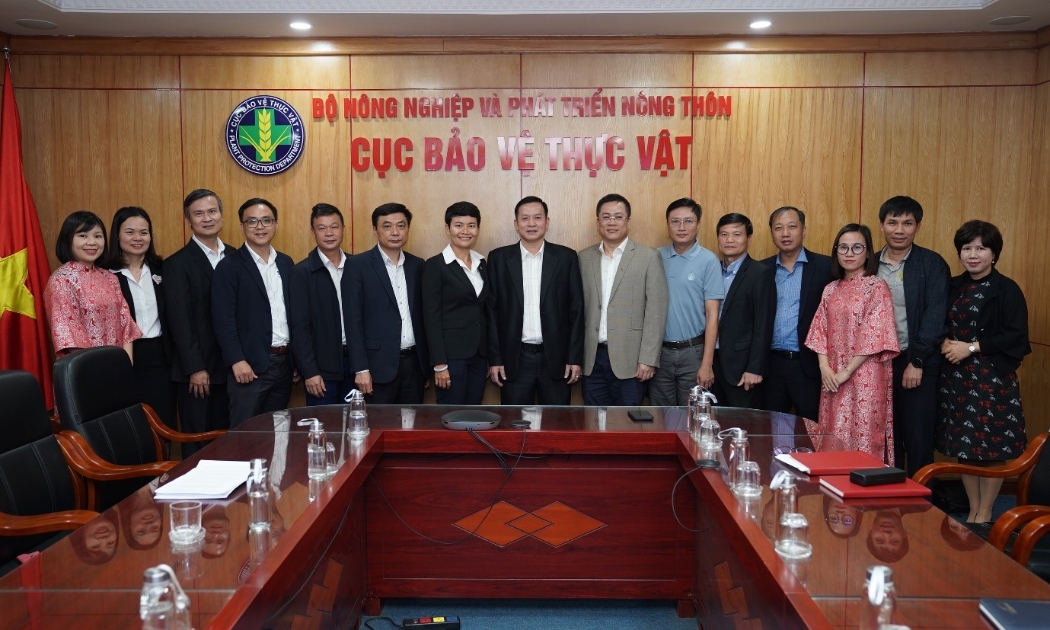 Cục Bảo vệ thực vật, Viện Thổ nhưỡng Nông hóa và Công ty TNHH Yara Việt Nam ký kết bản ghi nhớ hợp tác giai đoạn 2024 - 2026.