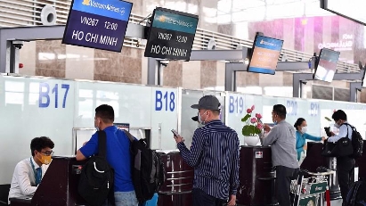 Transport ministry raises ceiling on prices for domestic flight tickets