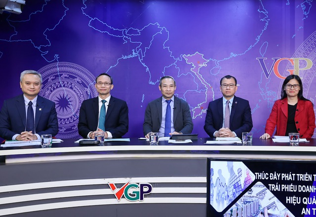 Các chuyên gia tham dự toạ đàm (Ảnh VGP/Nhật Bắc)