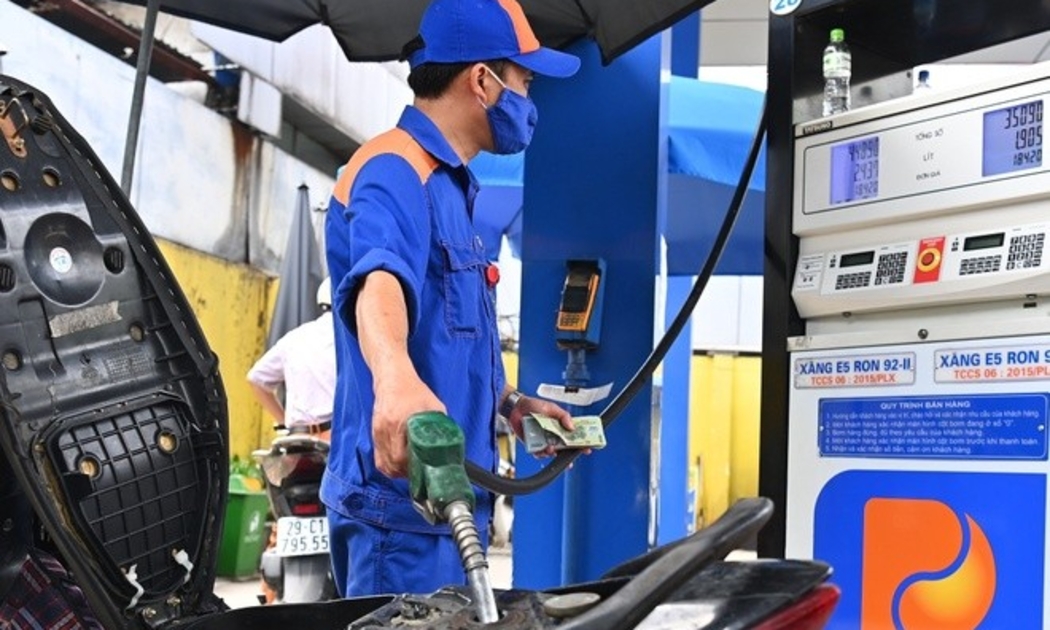 Các công ty kinh doanh xăng dầu bắt buộc phải phát hành hóa đơn điện tử theo từng lần bán hàng.
