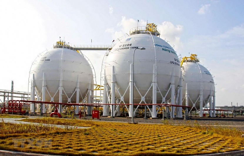 Quy hoạch điện 8 đưa ra mục tiêu chuyển đổi 18 GW điện than vào năm 2030 được thay thế bằng 14 GW điện khí LNG và 12-15 GW nguồn năng lượng tái tạo.