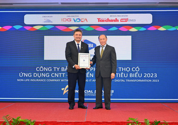 VBI nhận giải thưởng C&ocirc;ng ty bảo hiểm phi nh&acirc;n thọ c&oacute; ứng dụng c&ocirc;ng nghệ th&ocirc;ng tin &ndash; chuyển đổi số ti&ecirc;u biểu&rdquo; năm 2023.