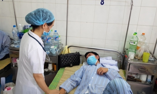 Thứ trưởng Y tế: Còn phát sinh tiêu cực, xin - cho trong cấp giấy chuyển viện 