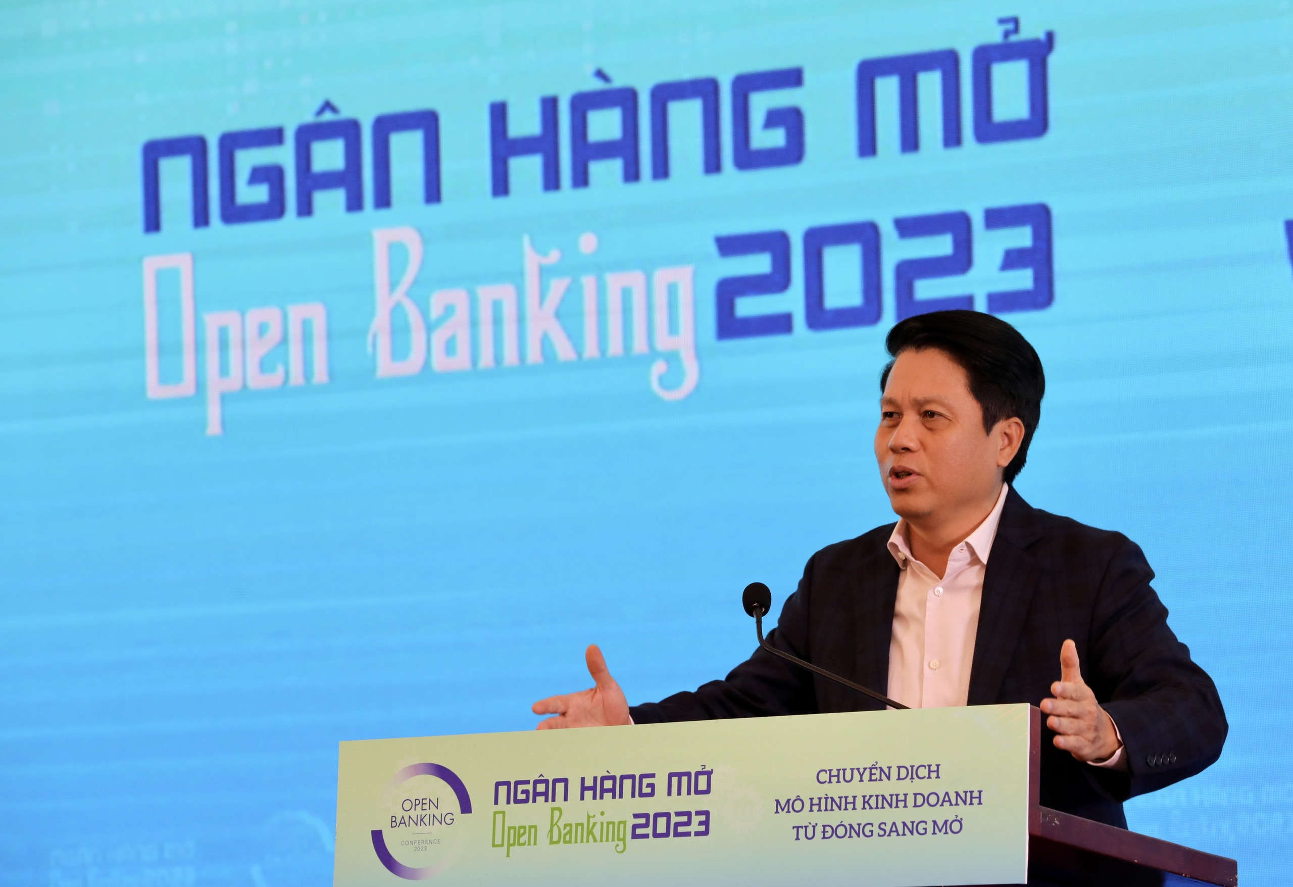 Phó Thống đốc Ngân hàng Nhà nước Phạm Tiến Dũng phát biểu tại Hội thảo Ngân hàng mở/Open Banking: Chuyển dịch mô hình kinh doanh từ đóng sang mở. Ảnh: Việt Dũng.