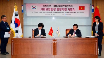 Vietnam & South Korea to implement social insurance agreement