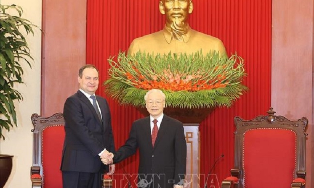 Bí thư Nguyễn Phú Trọng tiếp Thủ tướng Belarus Roman Golovchenko nhân chuyến thăm chính thức Việt Nam. Ảnh: TTXVN.