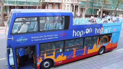 Hai Duong & Hai Phong to pilot double-decker tourist buses