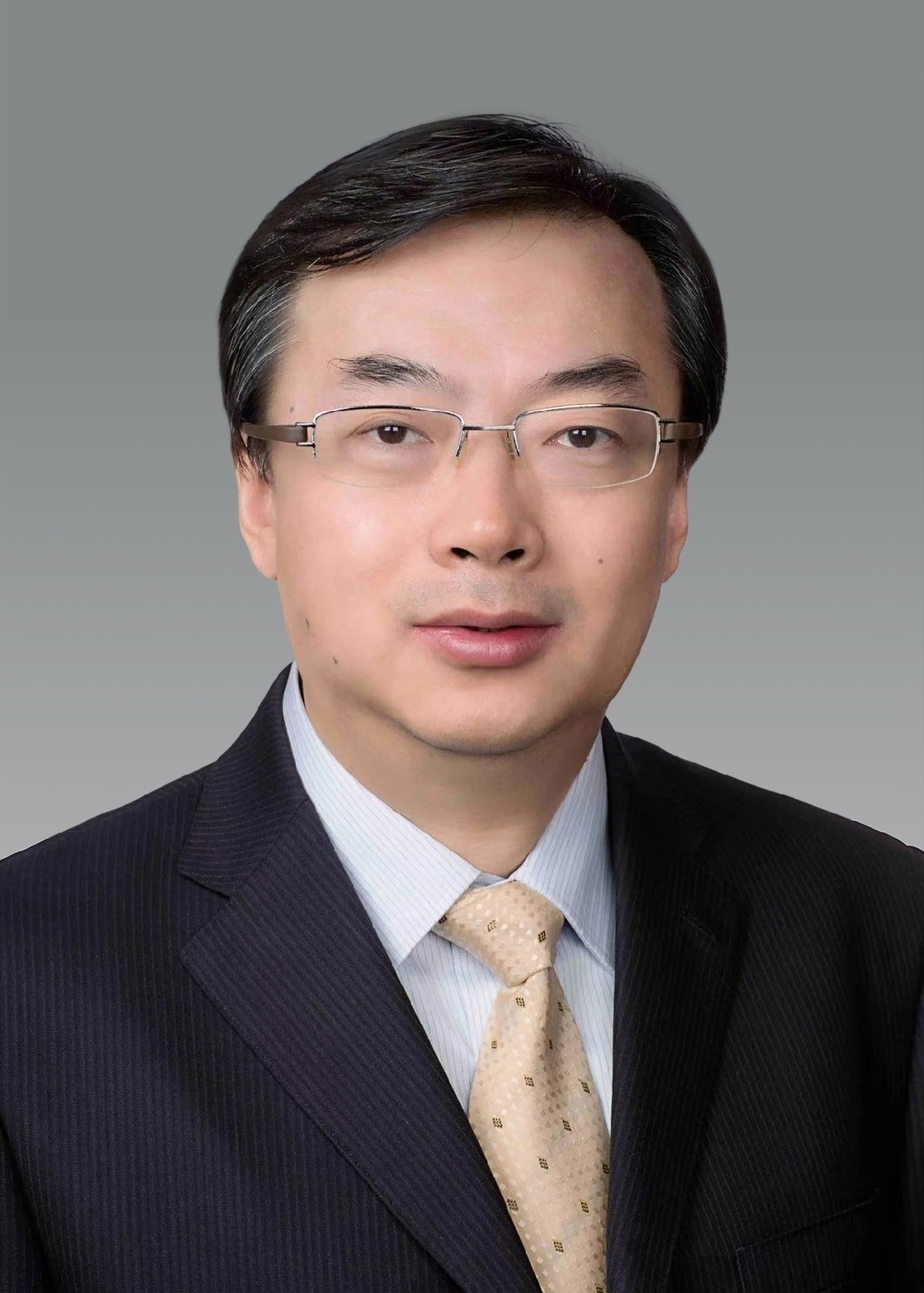 &Ocirc;ng Trần Lượng, Chủ tịch Hội đồng Quản trị Tập đo&agrave;n China International Capital Corporation (CICC).