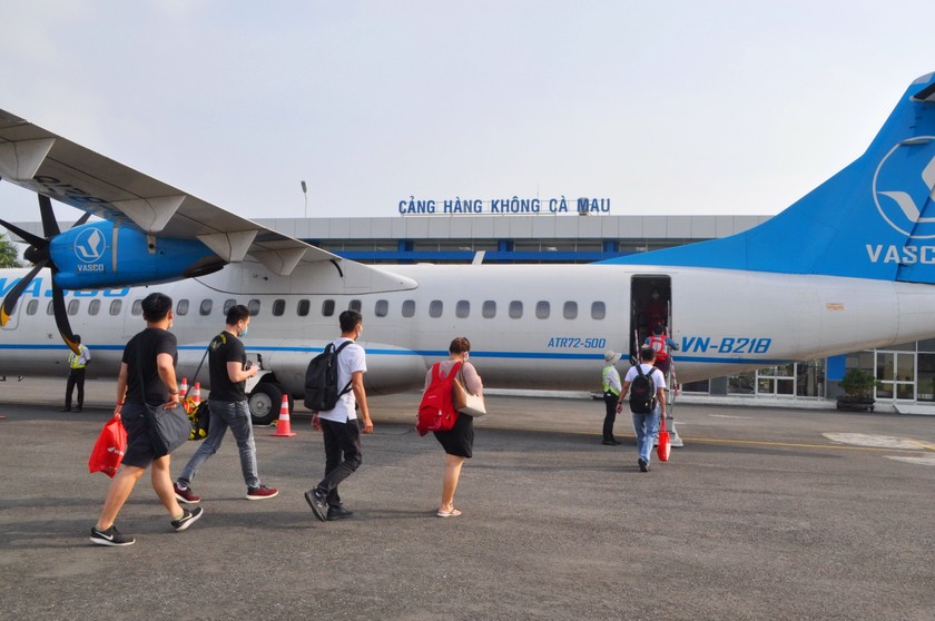 Kinh phí đầu tư nâng cấp, cải tạo Cảng hàng không Cà Mau đến năm 2030 ước khoảng 2.253 tỷ đồng.