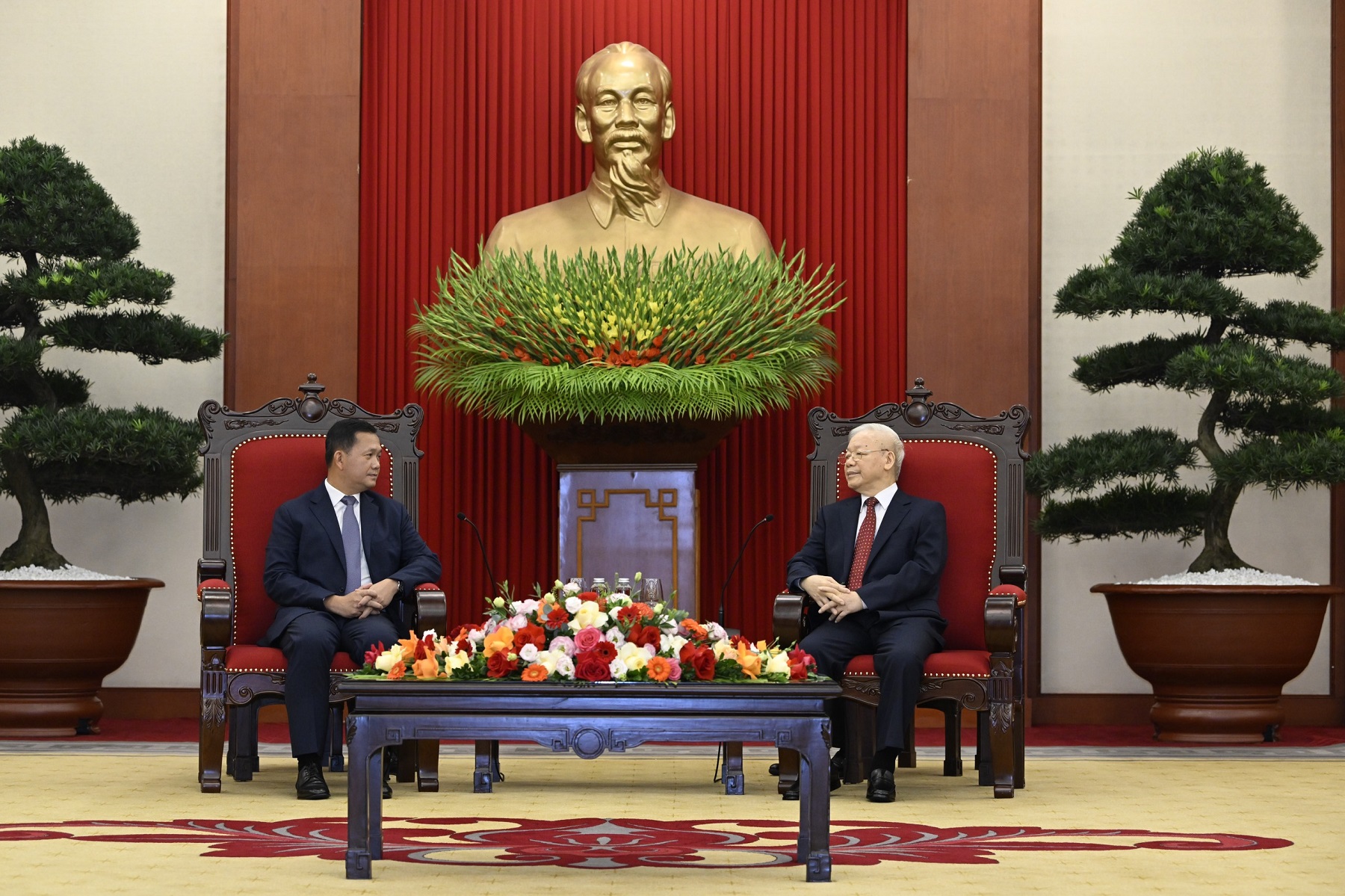 Tổng Bí thư Nguyễn Phú Trọng đánh giá cao chuyến thăm của Thủ tướng Hun Manet có ý nghĩa quan trọng, góp phần củng cố và tạo dấu ấn mới trong quan hệ Việt Nam - Campuchia. Ảnh: Tri Phong.